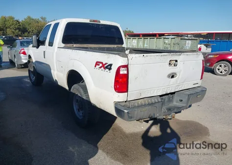 2014 Ford F-250 Xl z USA, uszkodzony, nr VIN 1FT7X2B67EEB45764